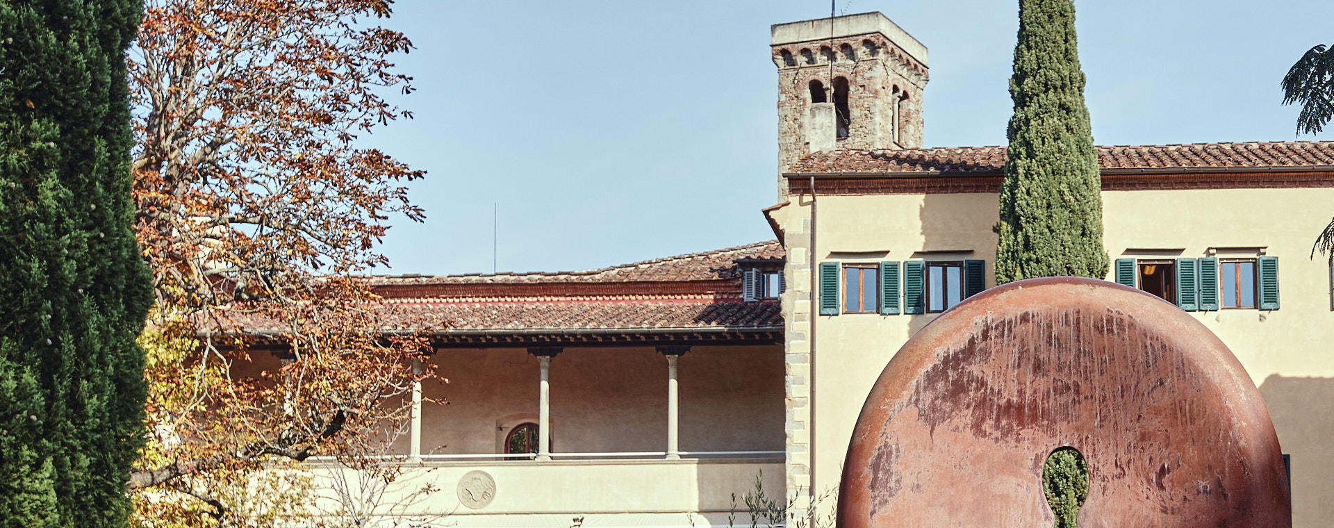 Badia Library garden bronze decoration